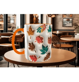 Sarı yapraklar, son bahar kaliteli porselen kupa