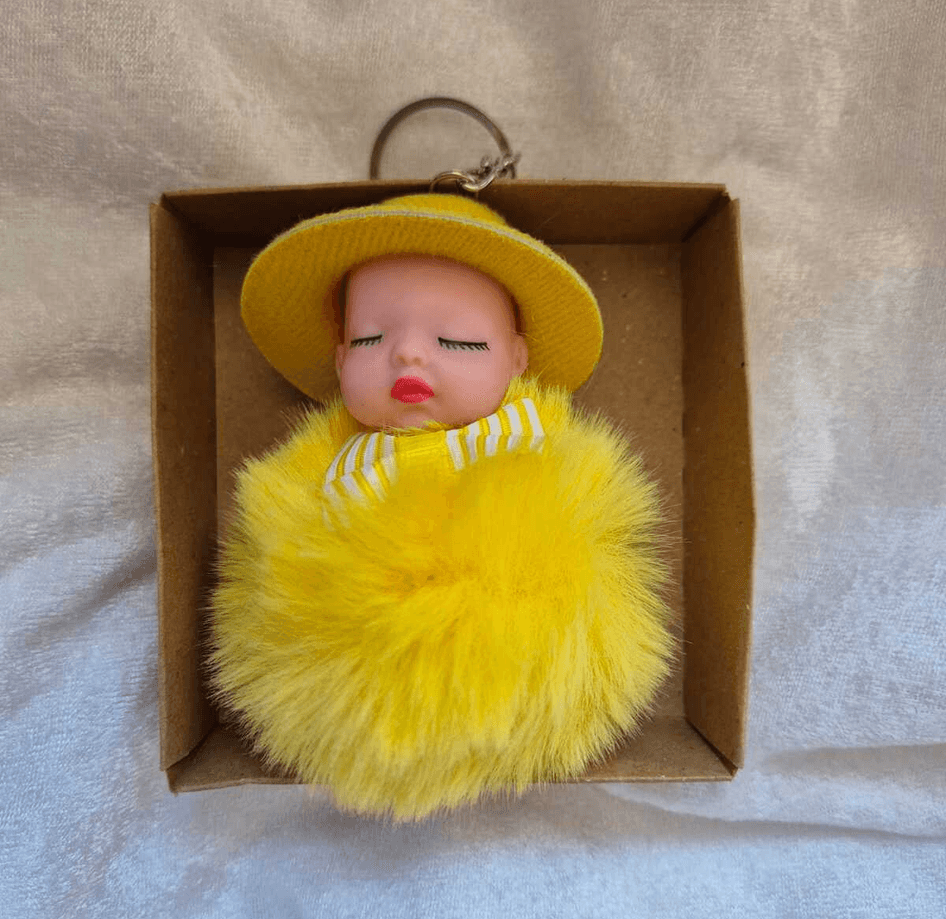 Sevimli ponpon sarı şapkalı bebek anahtarlık çanta aksesuarı