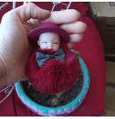 Sevimli ponpon bordo şapkalı bebek anahtarlık çanta aksesuarı