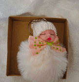 Sevimli ponpon bebek beyaz anahtarlık çanta aksesuarı