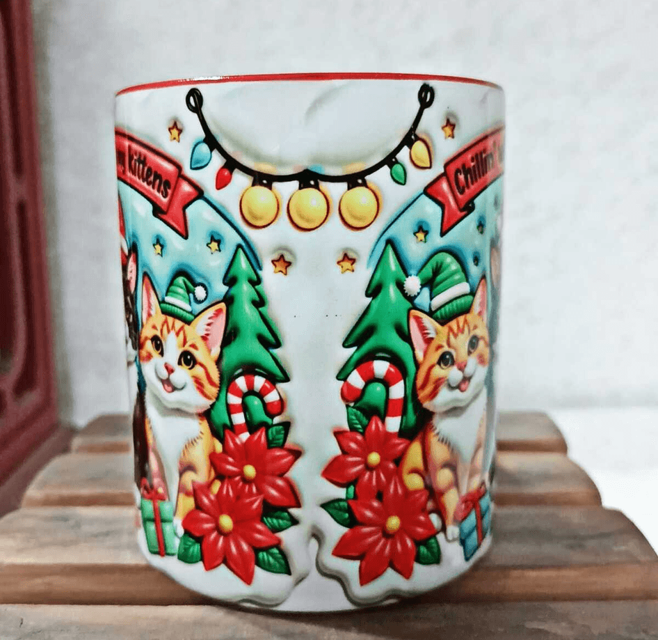 Sevimli Kediler Yılbaşı Kişiselleştirilebilir Porselen Kupa