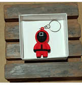 Squid game kare  silikon lüks anahtarlık çanta aksesuar