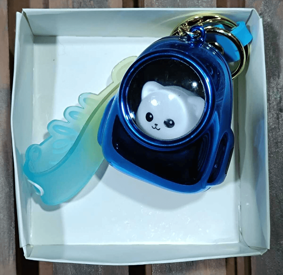 Çantalı kedi mavi ışıklı lüks anahtarlık