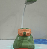 Tank turuncu - yeşil masa lambası, kalemlik