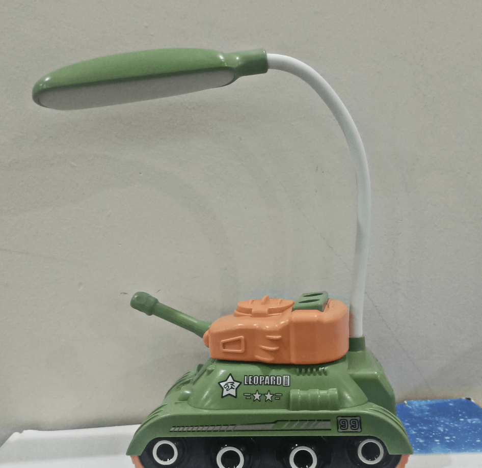 Tank turuncu - yeşil masa lambası, kalemlik