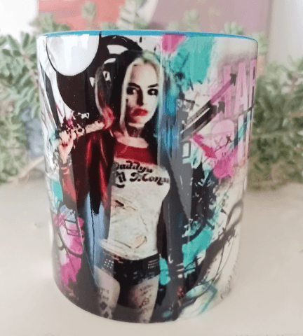 Harley Quinn Baskı içi ve Kulpu Renkli Kupa