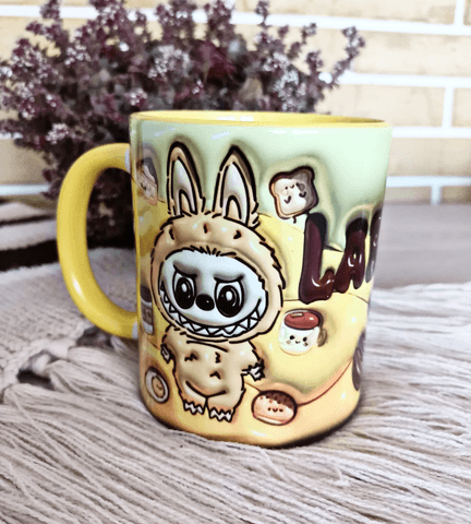 Labubu Baskı içi ve Kulpu Renkli Kupa