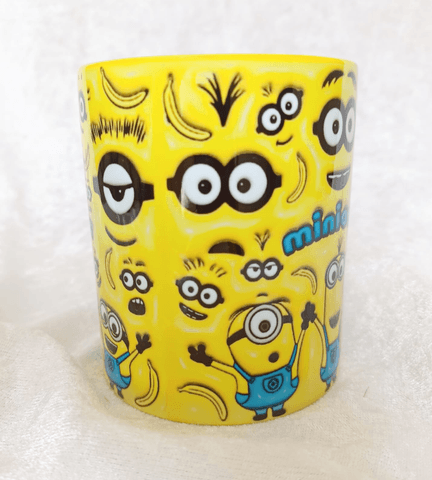 Minions Baskı içi ve Kulpu Renkli Kupa