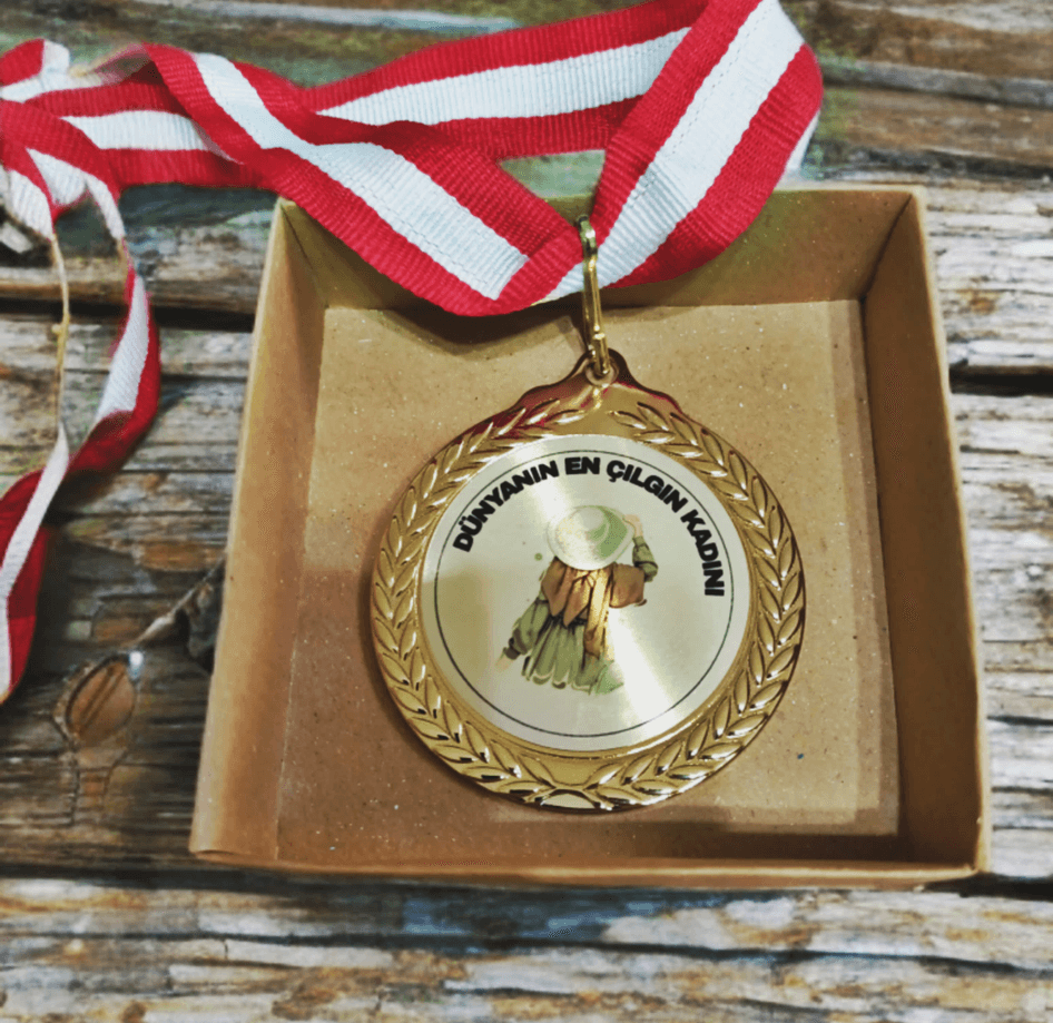 Kişiye özel baskılı gold altın rengi ödül madalya