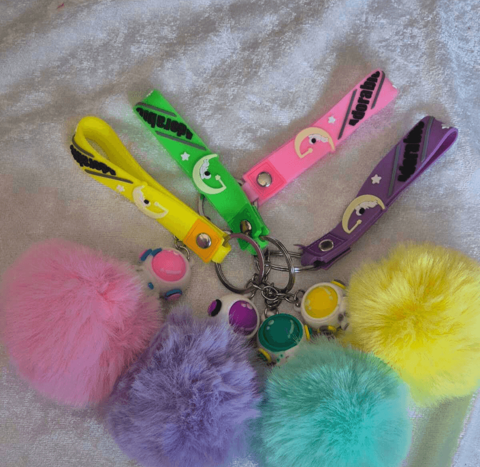 Sevimli ponpon yeşil astronot anahtarlık çanta aksesuarı